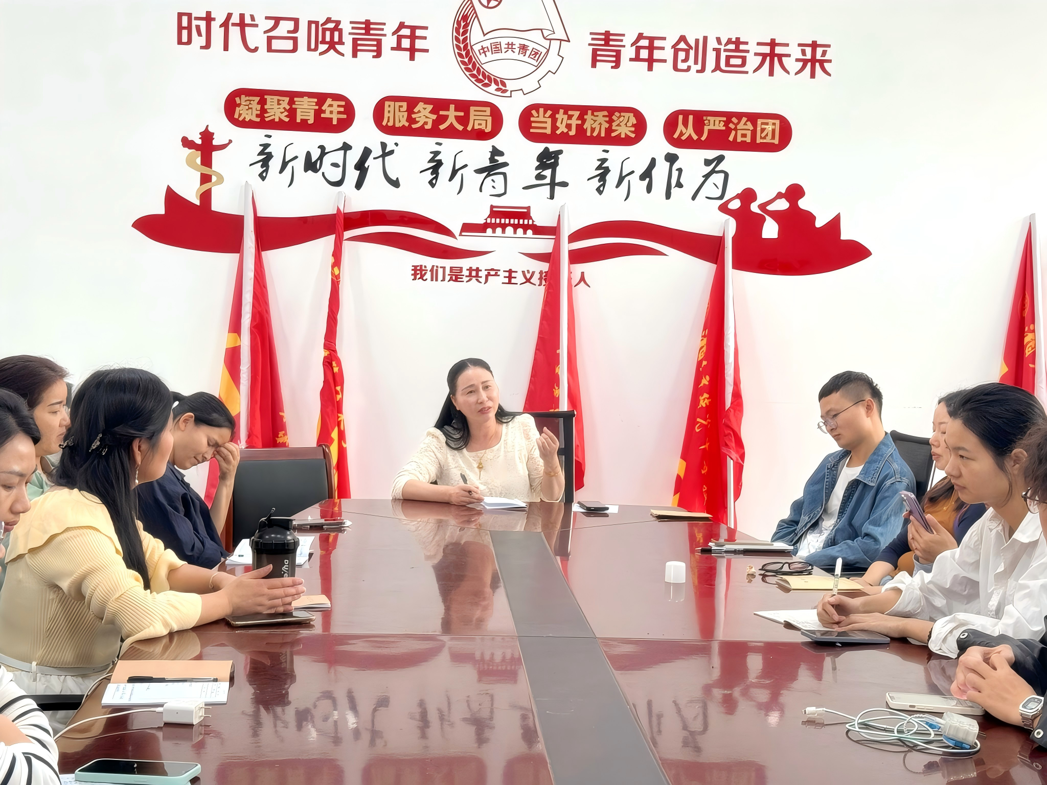 聚焦课堂 共研成长|湘乡市华光中等技术学校开展“听课评课”专项教学研讨活动 聚焦课堂 共研成长|湘乡市华光中等技术学校开展“听课评课”专项教学研讨活动